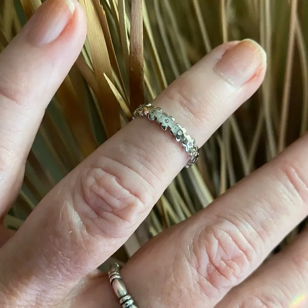 Sterling Silver Flower CZ Band Toe Ring